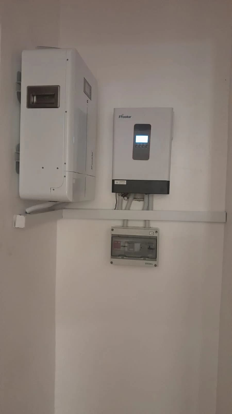 Prostar Hybrid Inverter